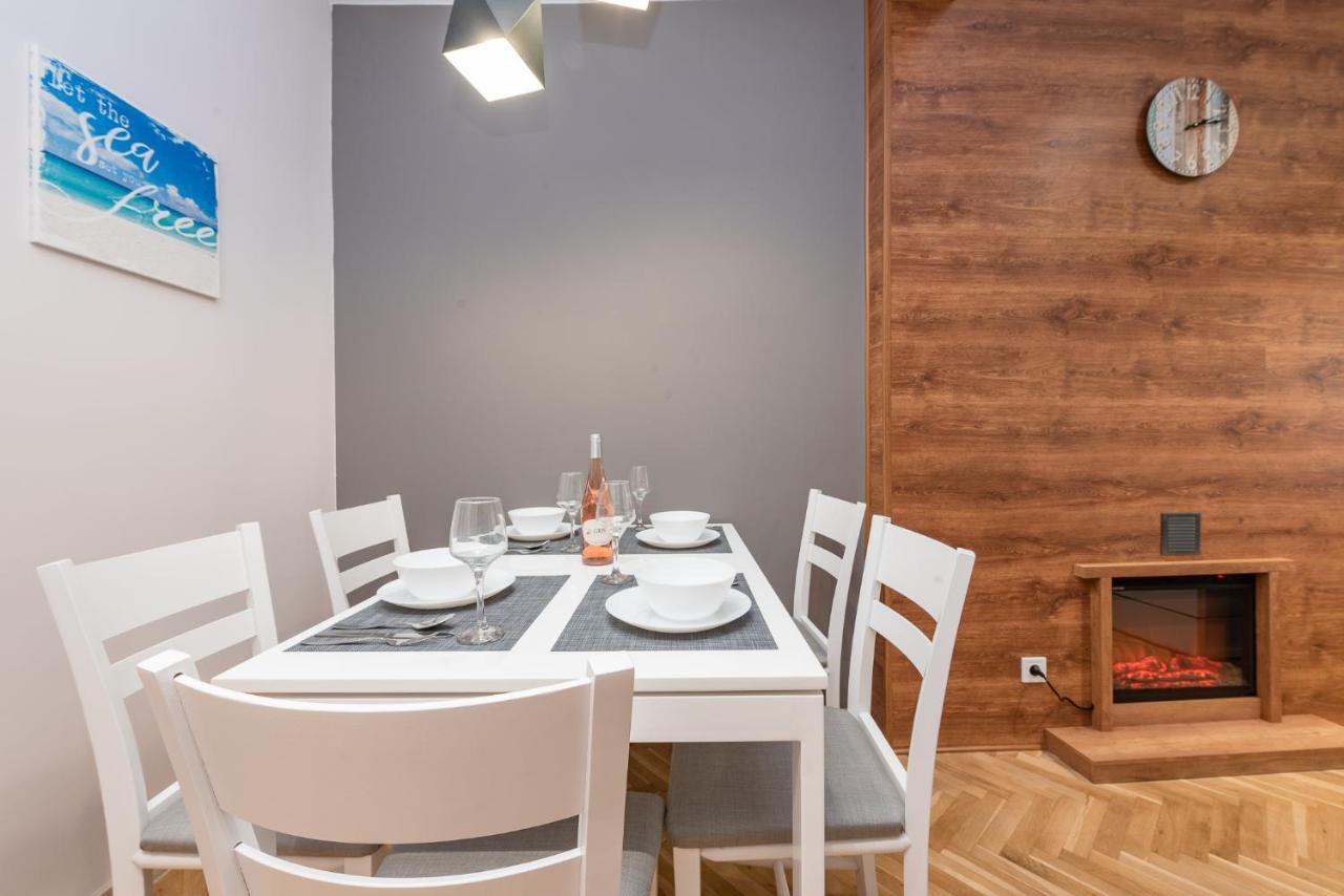 Downtown Apartment בורגאס מראה חיצוני תמונה